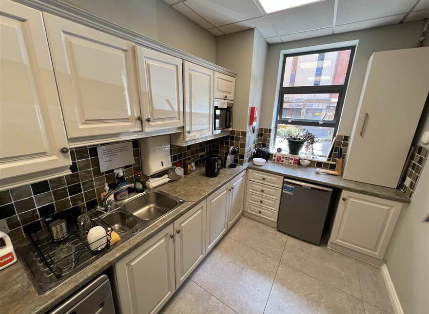 28 Adelaide Street - Serviced Offices, Belfast, BT2 8GD