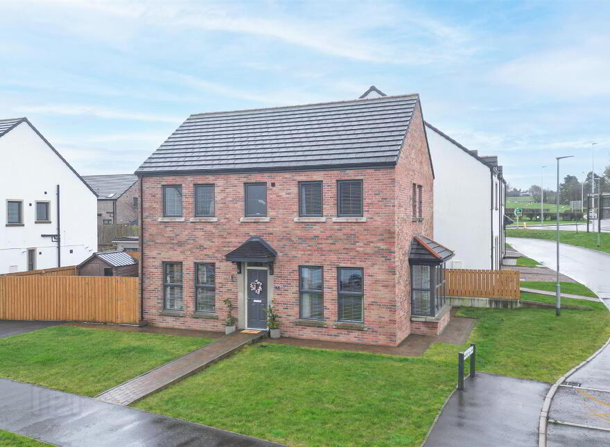1 Hansons Hall Park, Ballyclare, BT39 9YG