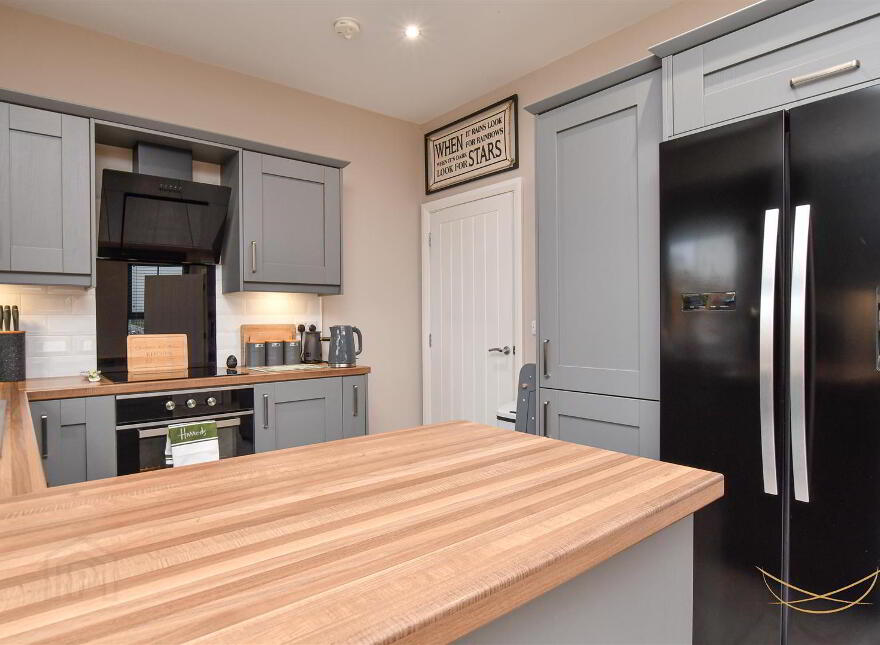 1 Hansons Hall Park, Ballyclare, BT39 9YG