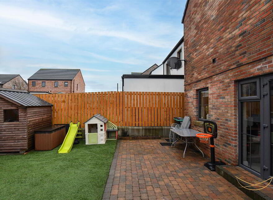 1 Hansons Hall Park, Ballyclare, BT39 9YG