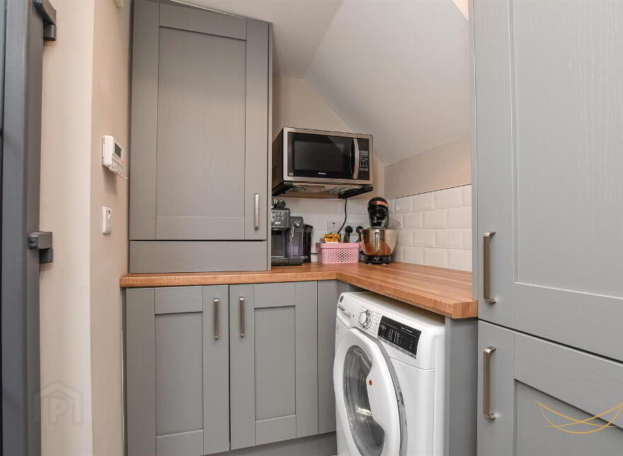 1 Hansons Hall Park, Ballyclare, BT39 9YG
