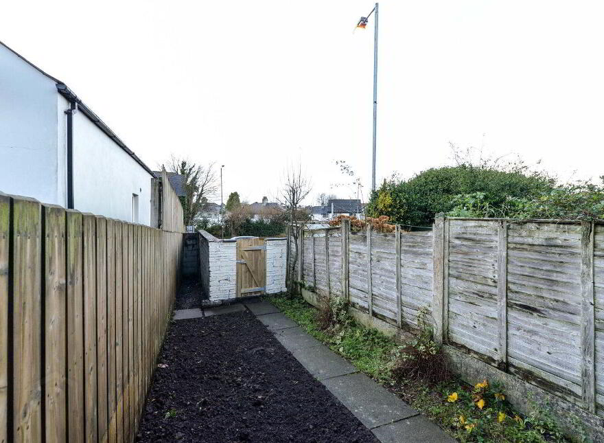 55 Sandown Road, Belfast, BT5 6GT