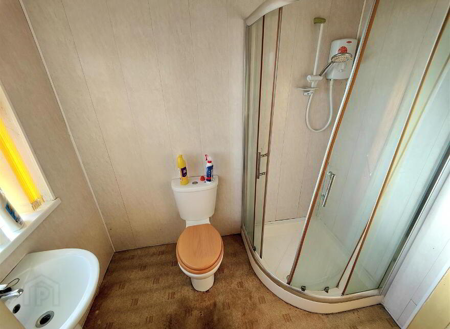 81 Carrs Glen Park, Belfast, BT14 8HF