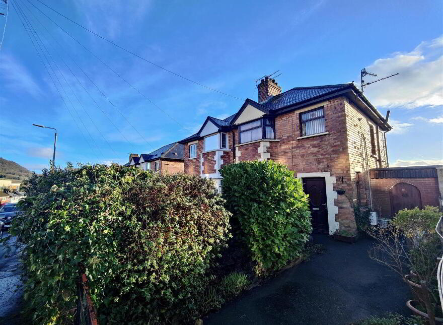 81 Carrs Glen Park, Belfast, BT14 8HF