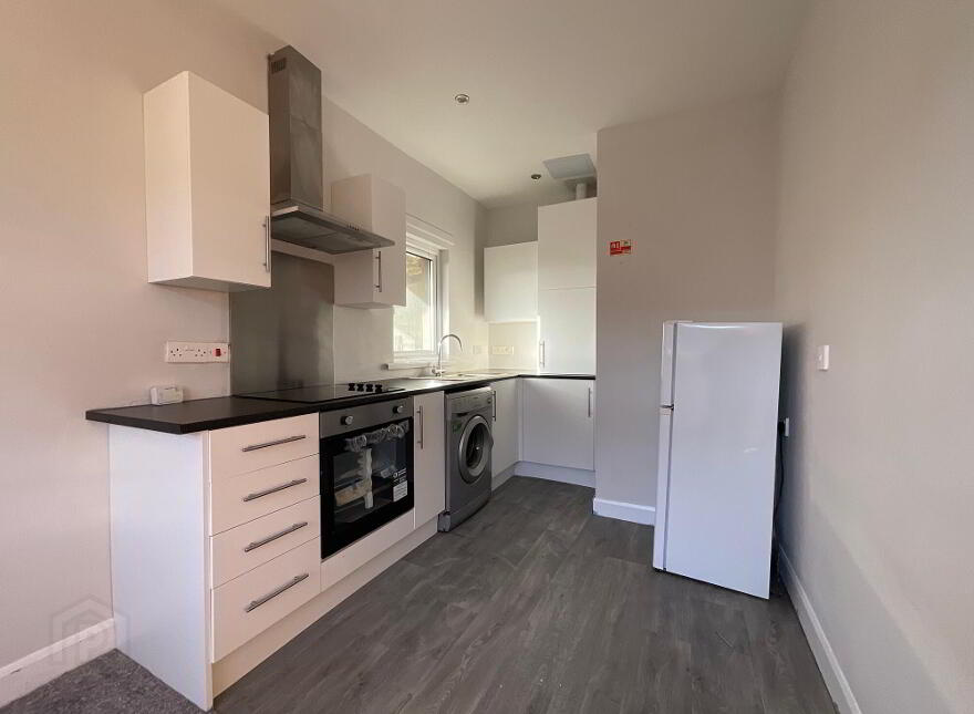 Apt 2, 10 Cliftonville Avenue, Apartment 2, Belfast, BT14 6BX