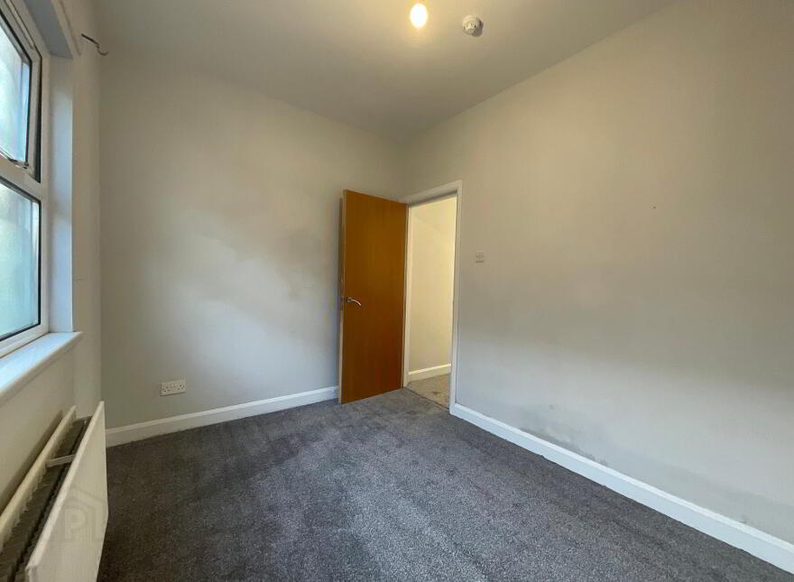 Apt 2, 10 Cliftonville Avenue, Apartment 2, Belfast, BT14 6BX