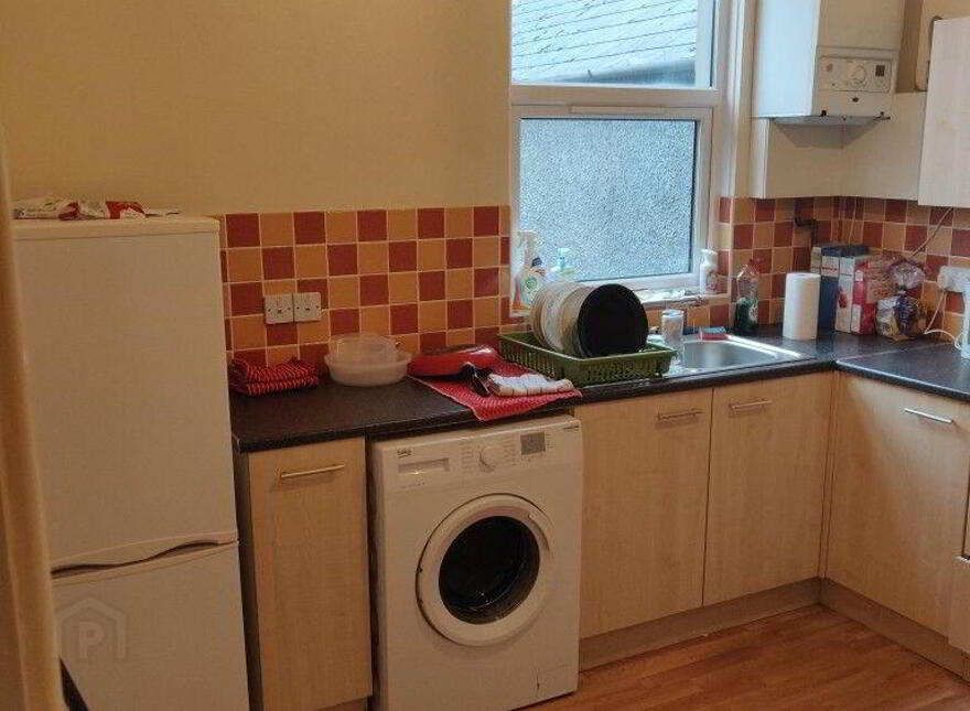 Flat 2, 18 Lawrence Street, Belfast, BT7 1LF