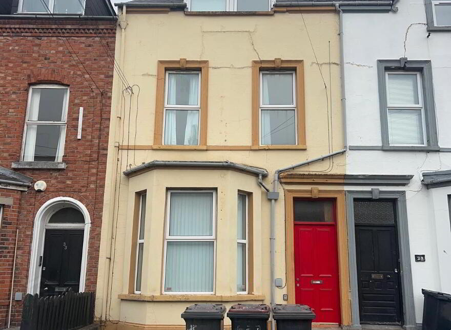 Flat 2, 31 Ashley Avenue, Belfast, BT9 7BT