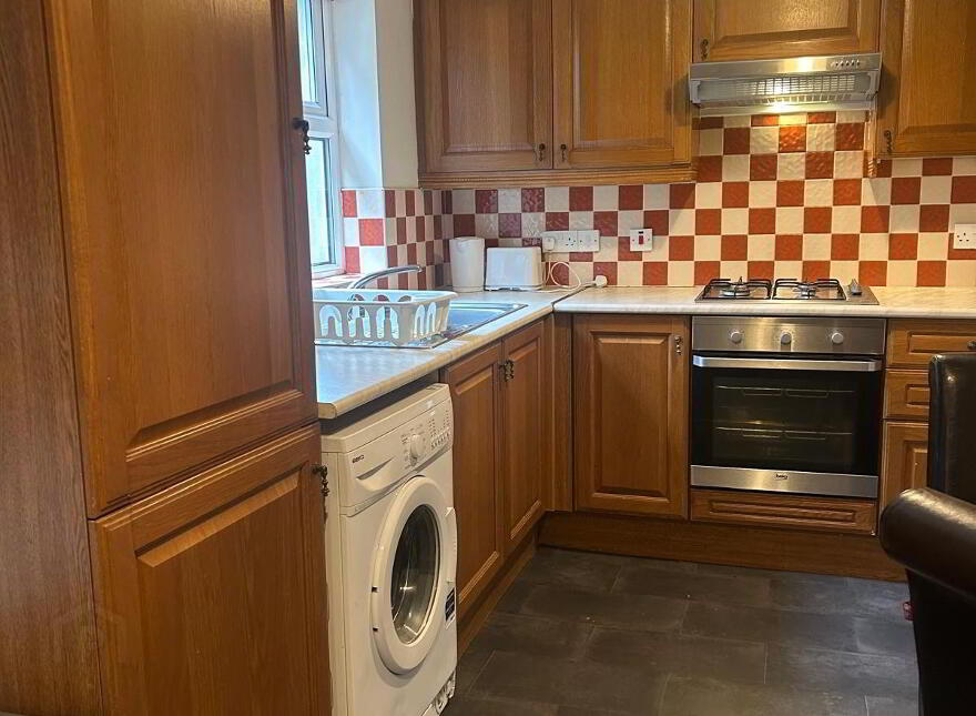 Flat 2, 31 Ashley Avenue, Belfast, BT9 7BT