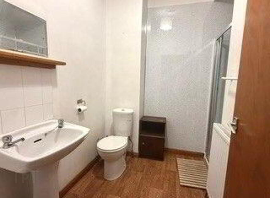 Flat 2, 31 Ashley Avenue, Belfast, BT9 7BT