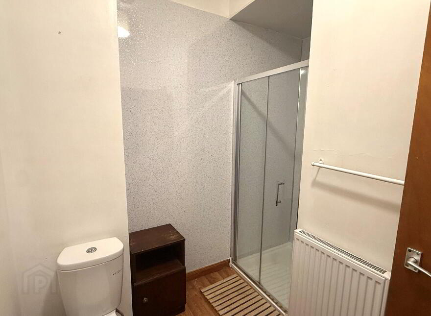 Flat 2, 31 Ashley Avenue, Belfast, BT9 7BT