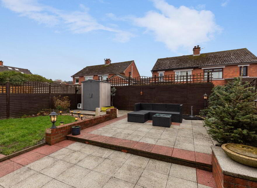 15 Merok Crescent, Belfast, BT6 9LZ