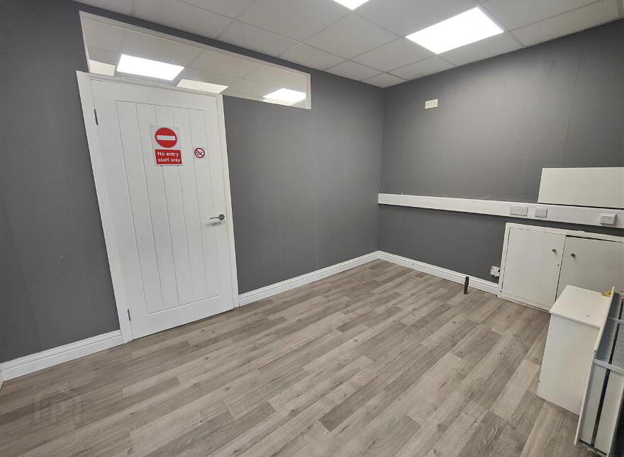 133 Shankill Road, Belfast, BT13 1FD