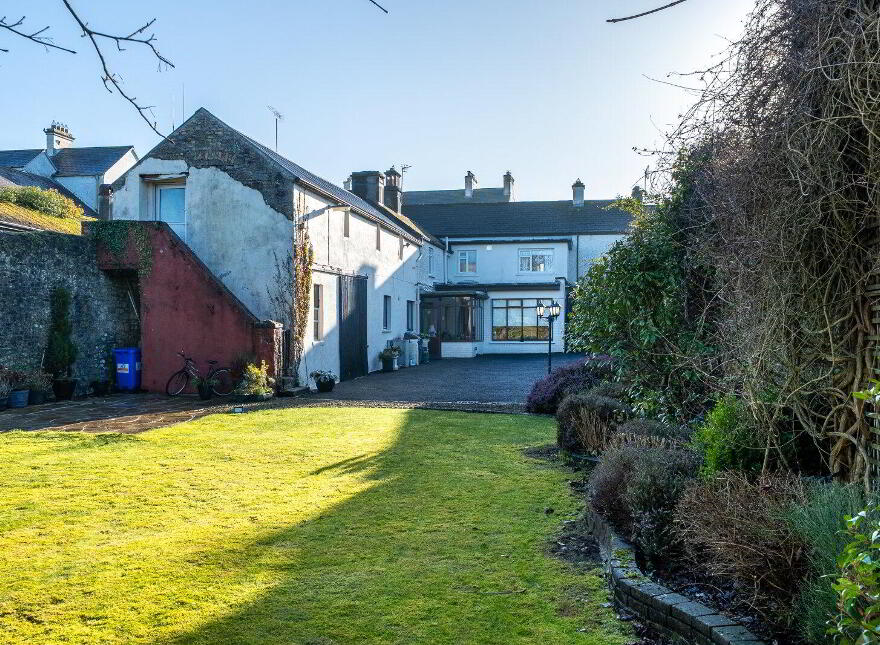 Eglinton, 50 JKL Street, Edenderry, R45Y638