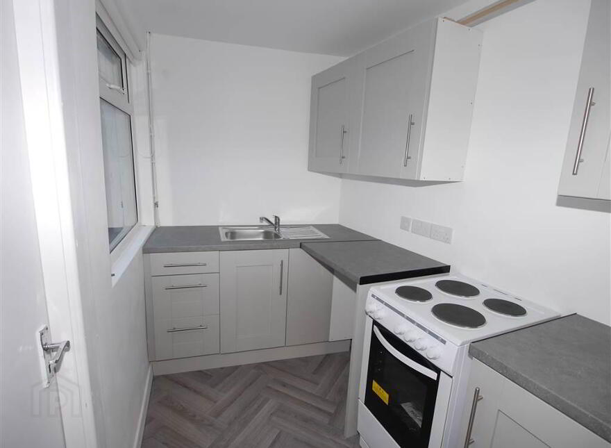 150 Hyndford Street, Belfast, BT5 5JG