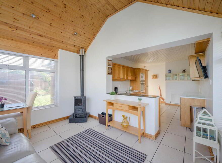 2 Knockbracken Crescent, Carryduff, Belfast, BT8 8DB