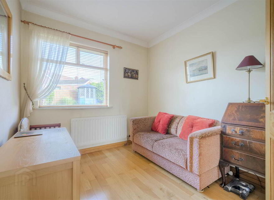 2 Knockbracken Crescent, Carryduff, Belfast, BT8 8DB