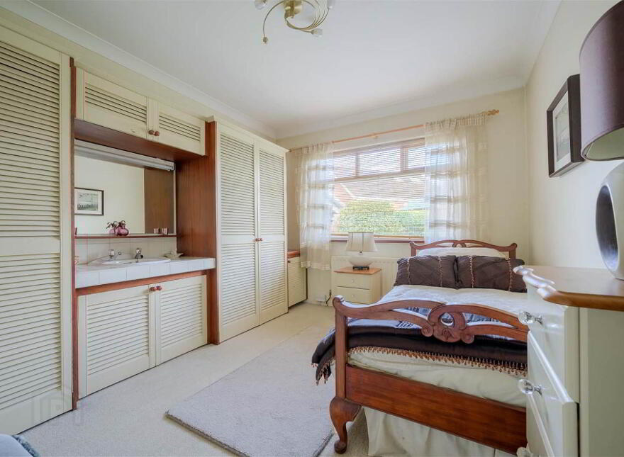 2 Knockbracken Crescent, Carryduff, Belfast, BT8 8DB