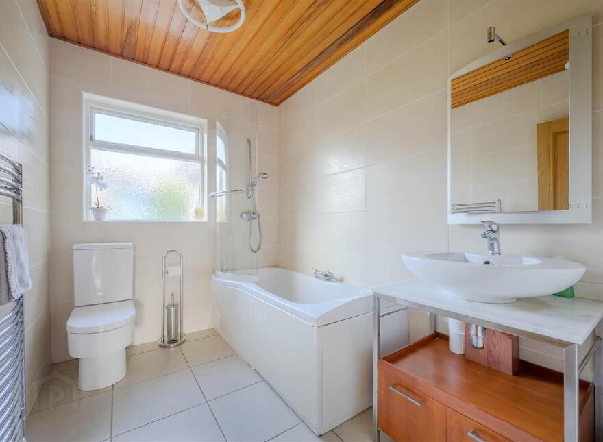 2 Knockbracken Crescent, Carryduff, Belfast, BT8 8DB