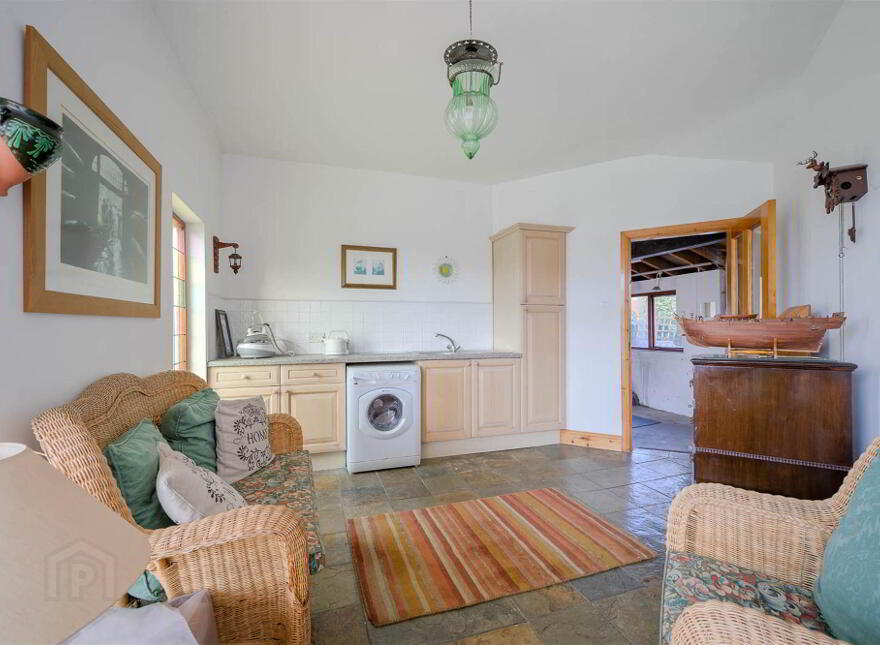 2 Knockbracken Crescent, Carryduff, Belfast, BT8 8DB