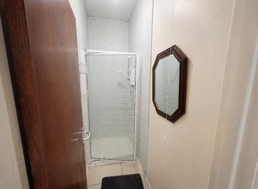 (HMO Registered), 61 Dunluce Avenue, Lisburn Road, Belfast South, Belfast, BT9 7AW