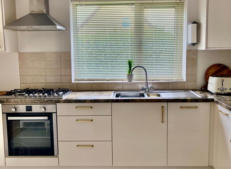 45 Woodview Green, Listowel, V31Y628
