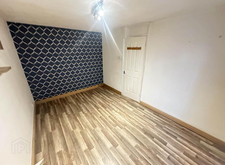 167 Laurelbank, Poleglass, Belfast, BT17 0RT