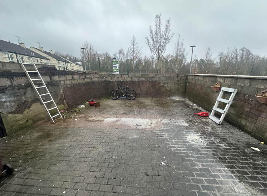 167 Laurelbank, Poleglass, Belfast, BT17 0RT