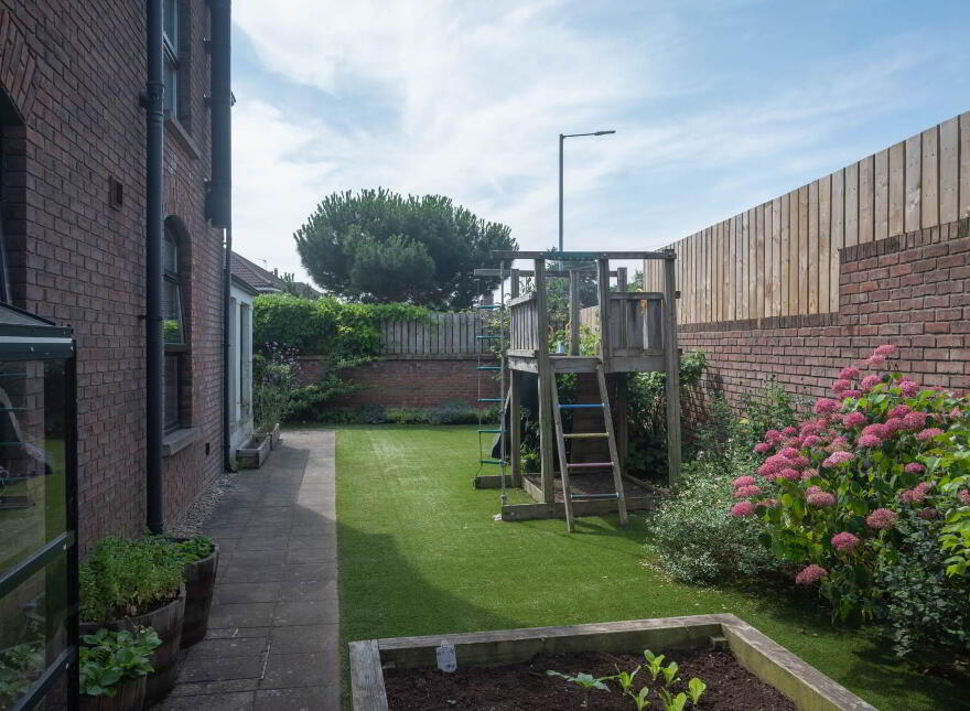 6a Belsize Road, Lisburn, BT27 4AW