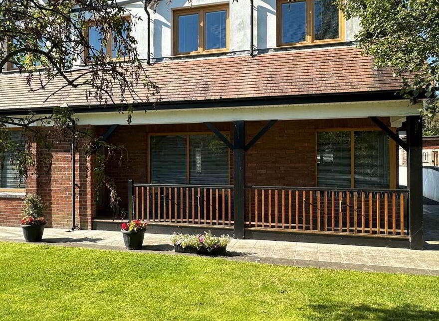 72 Portrush Road, Coleraine, BT52 1RE