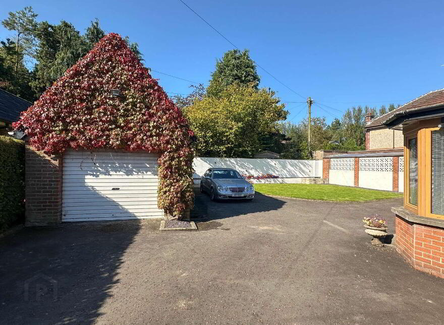 72 Portrush Road, Coleraine, BT52 1RE
