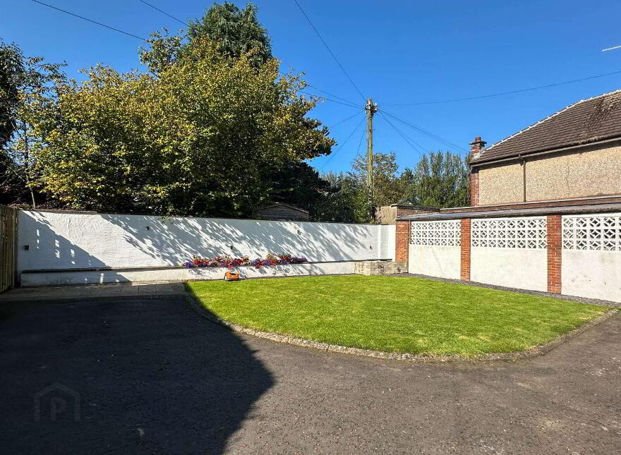 72 Portrush Road, Coleraine, BT52 1RE