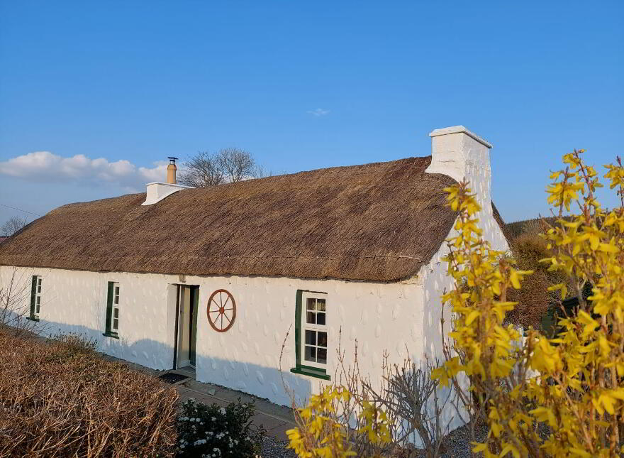Bridge Cottage, Dunkineely, F94A2K7