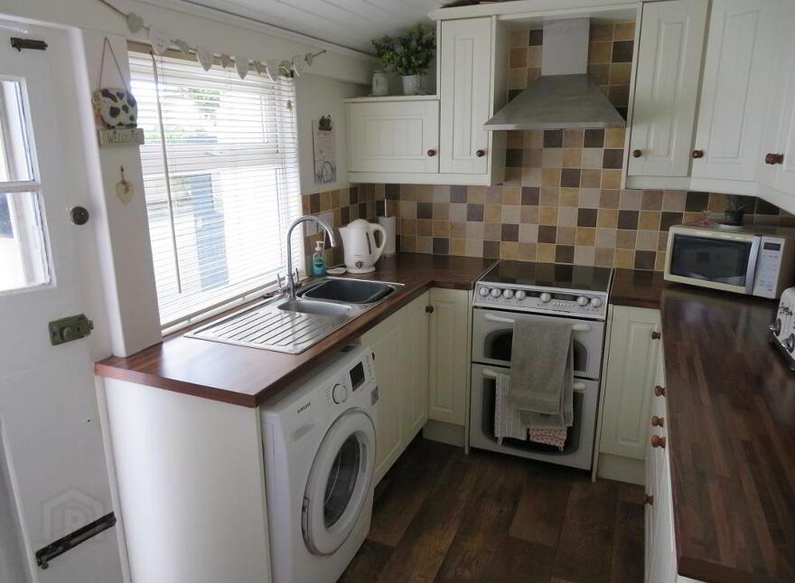 10 Avenue Road, Lurgan, BT66 7BB