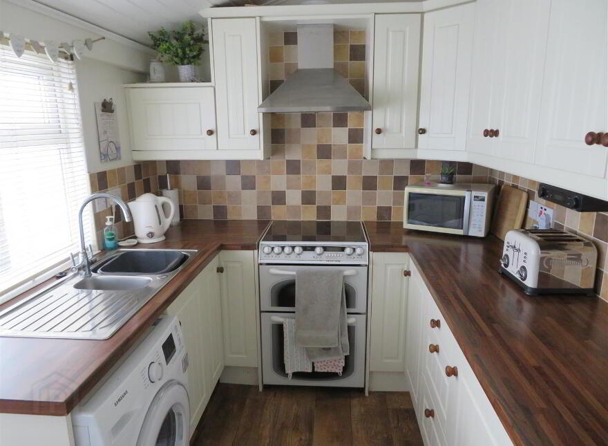 10 Avenue Road, Lurgan, BT66 7BB