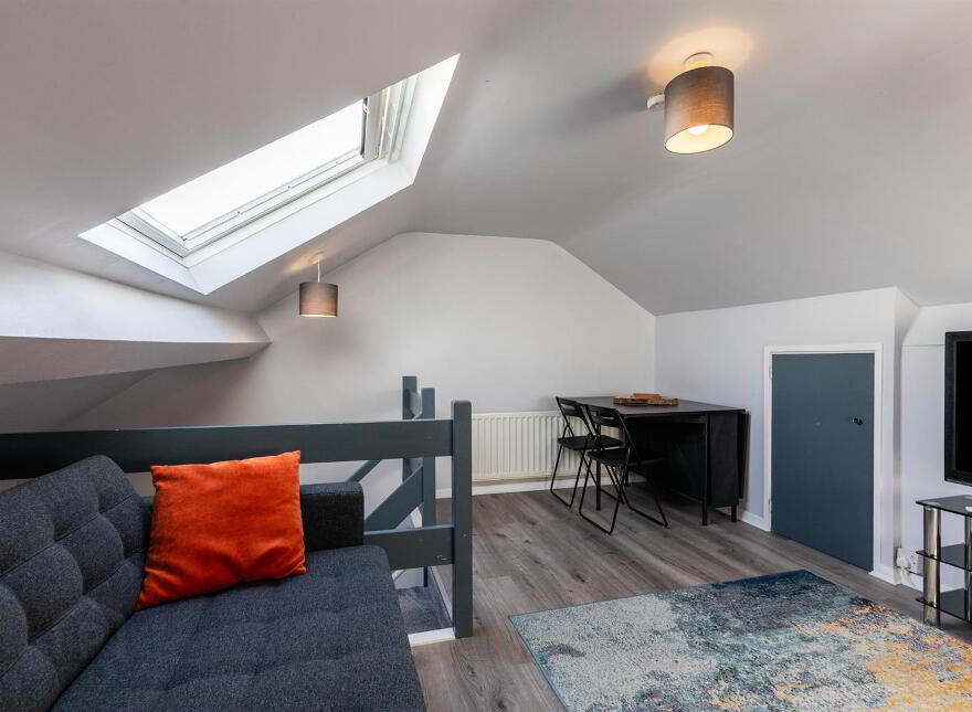 9 & 9a New Street, Donaghadee, BT21 0AG