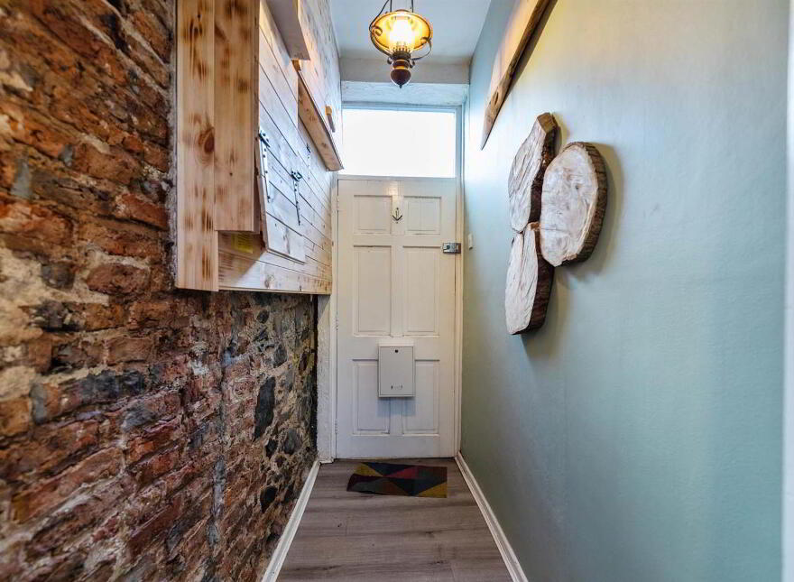 9 & 9a New Street, Donaghadee, BT21 0AG