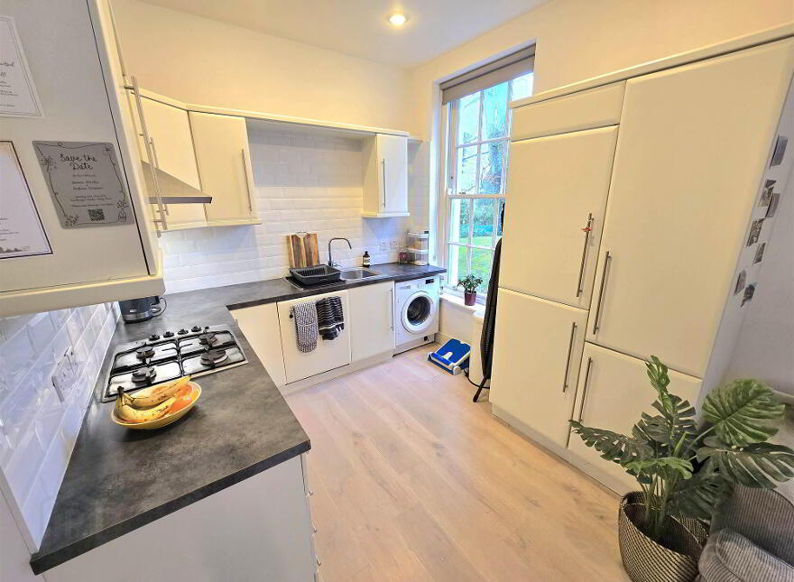 2 Kilwarlin Avenue, Hillsborough, BT26 6LQ