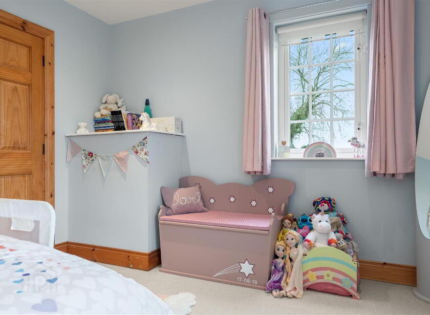 30 Eskylane Road, Antrim, BT41 2LL