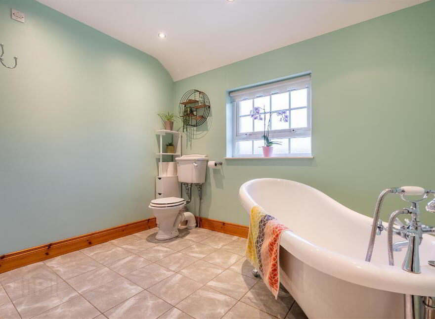 30 Eskylane Road, Antrim, BT41 2LL