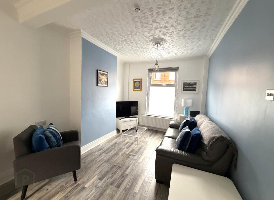 17 Ravenscroft Street, Belfast, BT5 5BE