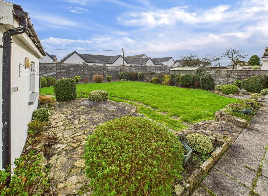8 Arden Heights, Tullamore, R35YP64