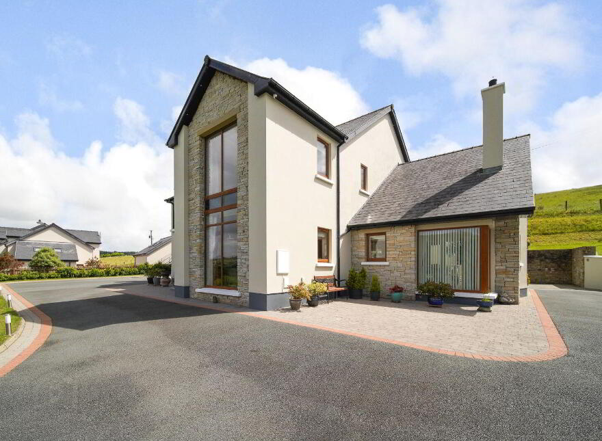 Milltown, Newmills, F92D2RA