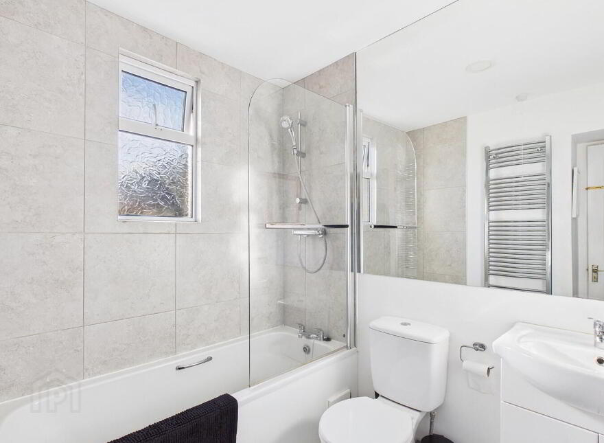 Rockvale, Church Road, Tramore, X91P8R6