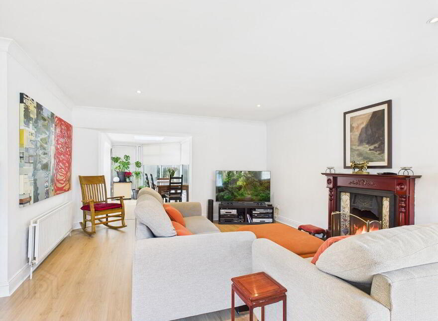 Rockvale, Church Road, Tramore, X91P8R6
