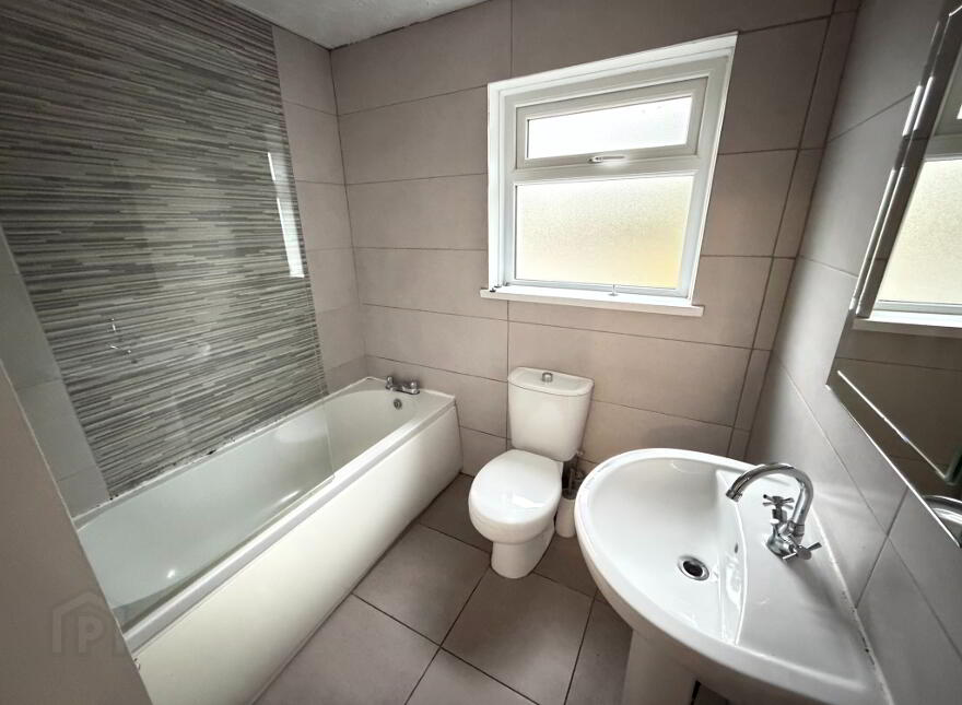 90 Main Street, Randalstown, BT41 3BB