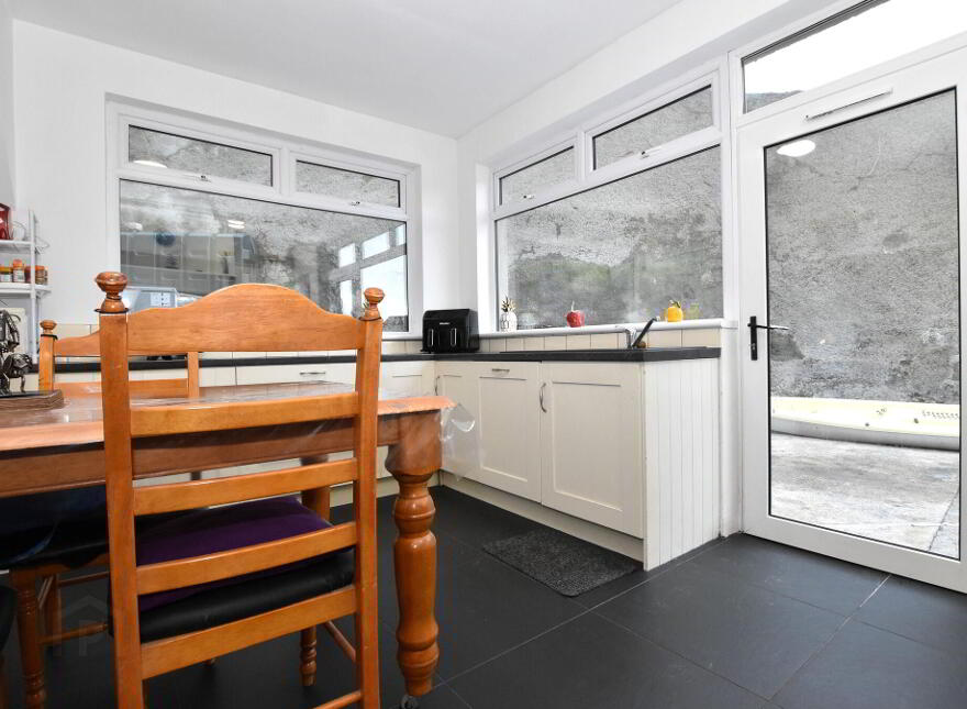 2 Ferry Street, Portaferry, BT22 1PB
