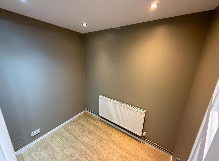 91b Sicily Park, Belfast, BT10 0AP