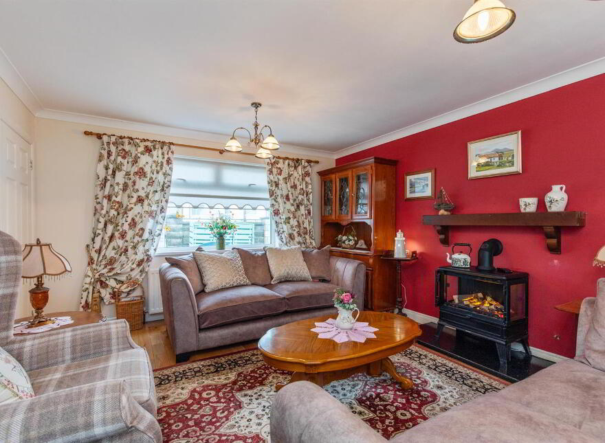 4 Donaghadee Road, Millisle, Newtownards, BT22 2BY