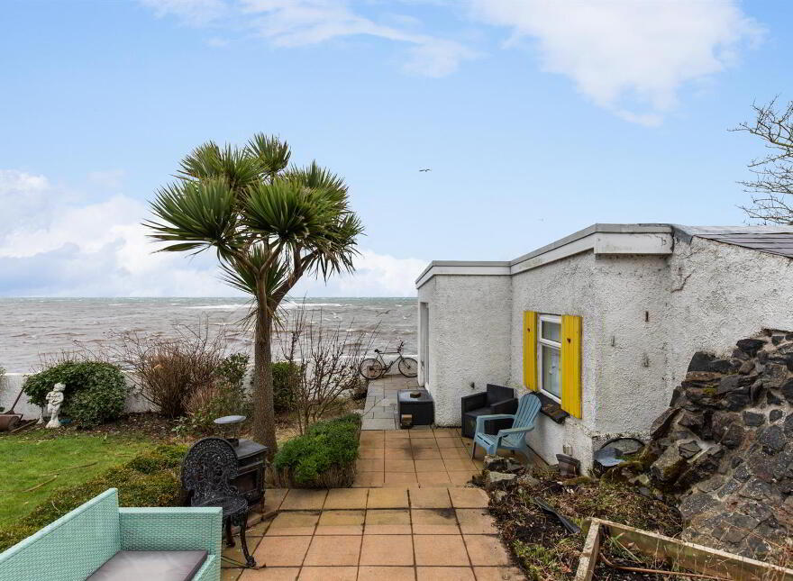 4 Donaghadee Road, Millisle, Newtownards, BT22 2BY